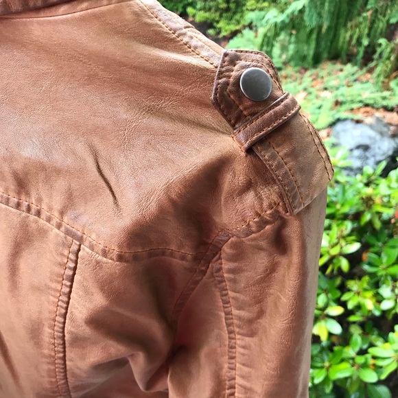 Bomber Jacket - Picture 4 of 5